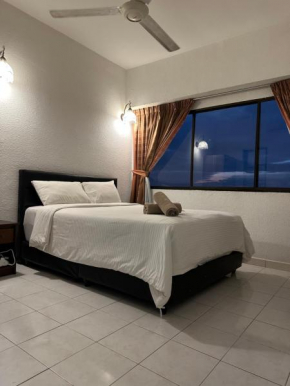 Beach Resort Home Stay SRI SAYANG APARTMENT BATU FERRINGHI 2BEDROOM
